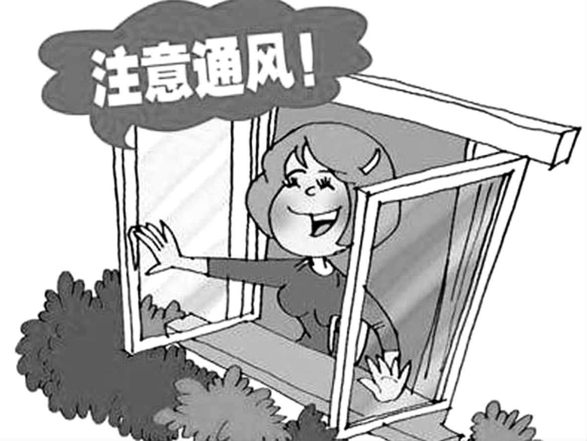 隨著人們對生活環(huán)境的要求越來越高，裝飾越來越復(fù)雜，室內(nèi)裝修污染已成為人們關(guān)注的焦點(diǎn)。近幾年來，由于裝修污染而引發(fā)各類疾病的案例屢見不鮮。  雖然醫(yī)學(xué)界沒有對裝修污染與疾病之間畫上明確的等號，但很多專家表示，疾病的成因也許包含多方面因素，然而裝修污染是誘發(fā)各種疾病的禍?zhǔn)?，所以大家一致在關(guān)注新房裝修除甲醛這個話題，那么在了解新房裝修除甲醛之前我們首先應(yīng)該了解一下室內(nèi)污染物甲醛是如何釋放的？   通常來說室內(nèi)污染物甲醛是以三種形式存在的：   游離懸浮狀態(tài)        這種狀態(tài)通過累積的方法，當(dāng)達(dá)到一定的濃度，就會對我們的身體構(gòu)成危害，但是只要開窗通風(fēng)，在空氣對流的情況下，很快就會吹出室內(nèi)。   吸附狀態(tài)       甲醛通過污染源的釋放被墻面、家具、布藝沙發(fā)、窗簾等室內(nèi)物品所吸附而滯留于室內(nèi)，這種吸附狀態(tài)經(jīng)過積累到一定的程度，就會向外釋放，我們通過呼吸進(jìn)入身體內(nèi)。簡單的通風(fēng)是無法排出室外的。        甲醛在這種狀態(tài)下，最不易被察覺，因為在甲醛的吸附狀態(tài)下，會滯留在室內(nèi)的各處，即便是用空氣凈化器或吸附材料礦晶、活性炭也無法排除它。  結(jié)合狀態(tài)        甲醛以脲醛樹脂膠的形式存在于人造板內(nèi)，反應(yīng)充分時甲醛與尿素的化學(xué)分子鏈?zhǔn)蔷o密的結(jié)合在一起的，但是在室內(nèi)，隨著溫度的升高，濕度的加大或遇有酸性的氣體時（因脲醛樹脂膠是在酸性條件下生成的）部分已固化的樹脂膠在此條件下發(fā)生水解反應(yīng)而斷裂，順著板材的毛細(xì)通道而向室內(nèi)釋放甲醛。這一過程將視環(huán)境的變化，長達(dá)3-15年不等。吸附狀態(tài)和結(jié)合狀態(tài)的甲醛只能靠專業(yè)治理公司進(jìn)行甲醛的檢測和除甲醛。