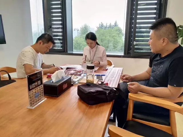 熱烈祝賀泰州姜堰李總、王總簽約創(chuàng)綠家！