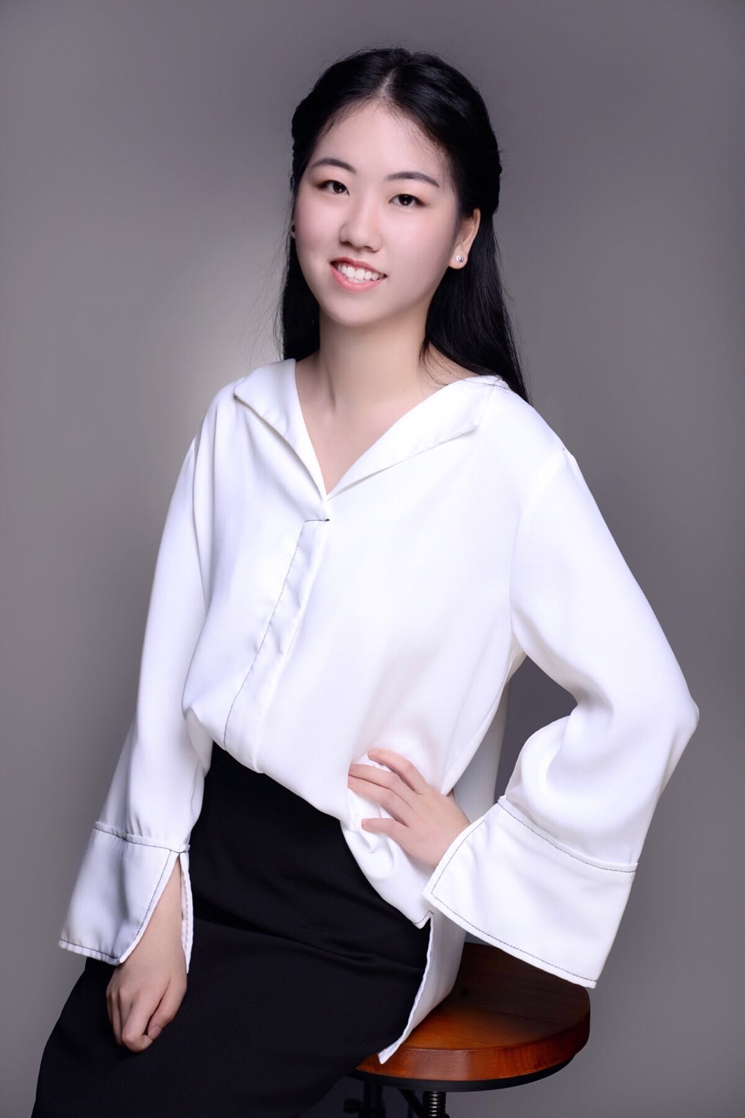 【1月生日會(huì)】本月壽星只有美少女，拍圖拍到小編手機(jī)內(nèi)存不夠啦！