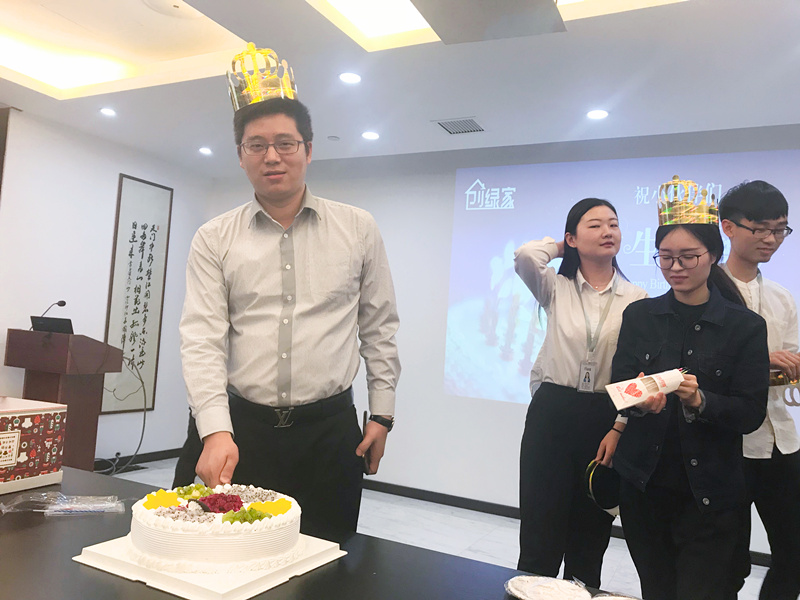 【5月生日會(huì)】這期壽星各個(gè)都可以出C位！