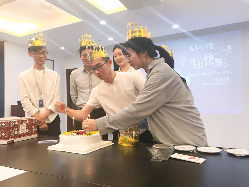 【5月生日會(huì)】這期壽星各個(gè)都可以出C位！