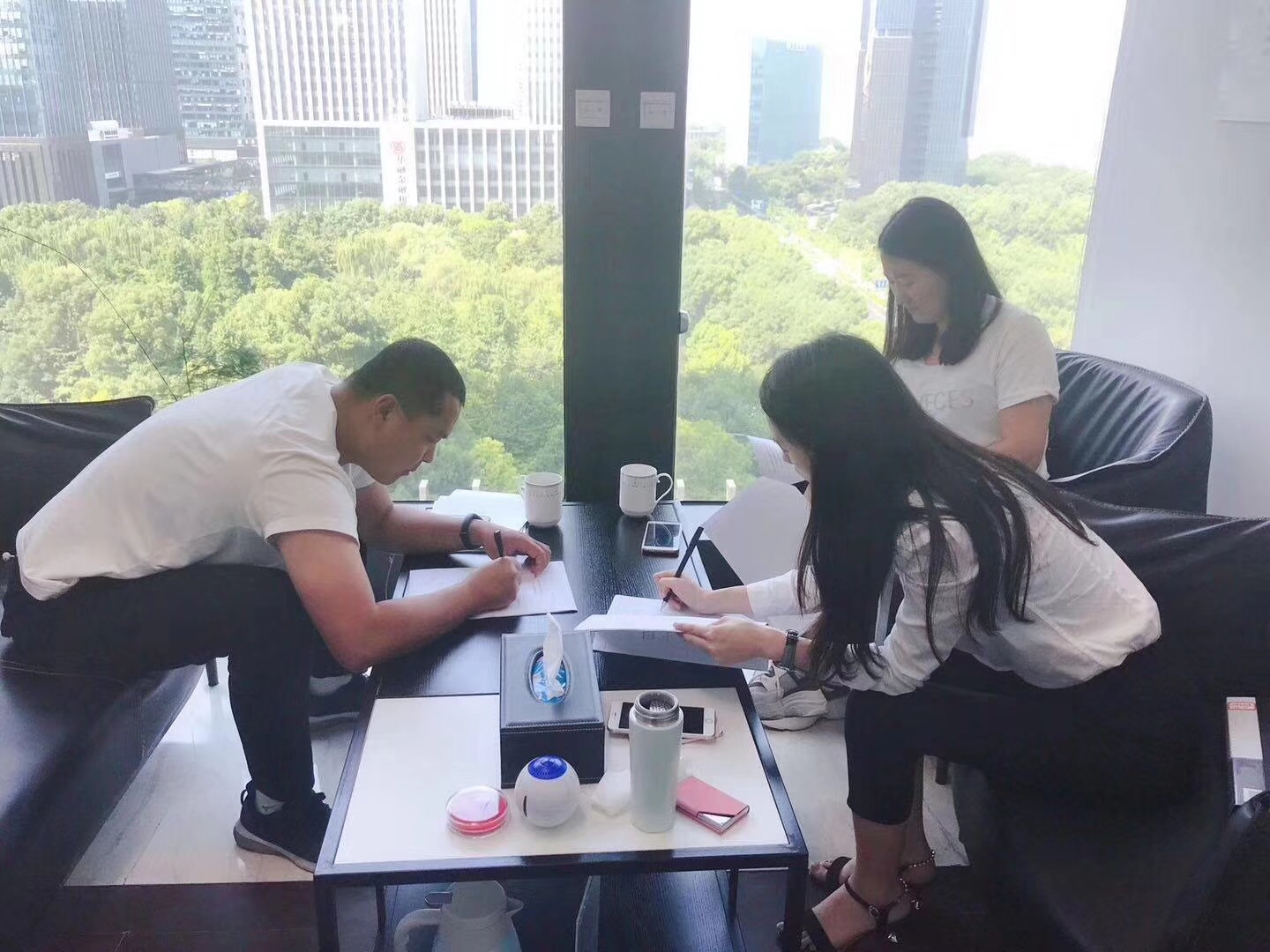 熱烈祝賀申總簽約創(chuàng)綠家白銀市區(qū)級代理！