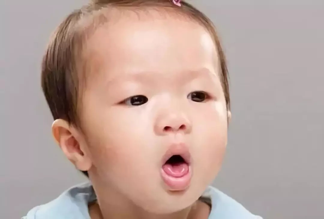 4歲男孩和媽媽辦“婚禮”，真相令人淚崩！