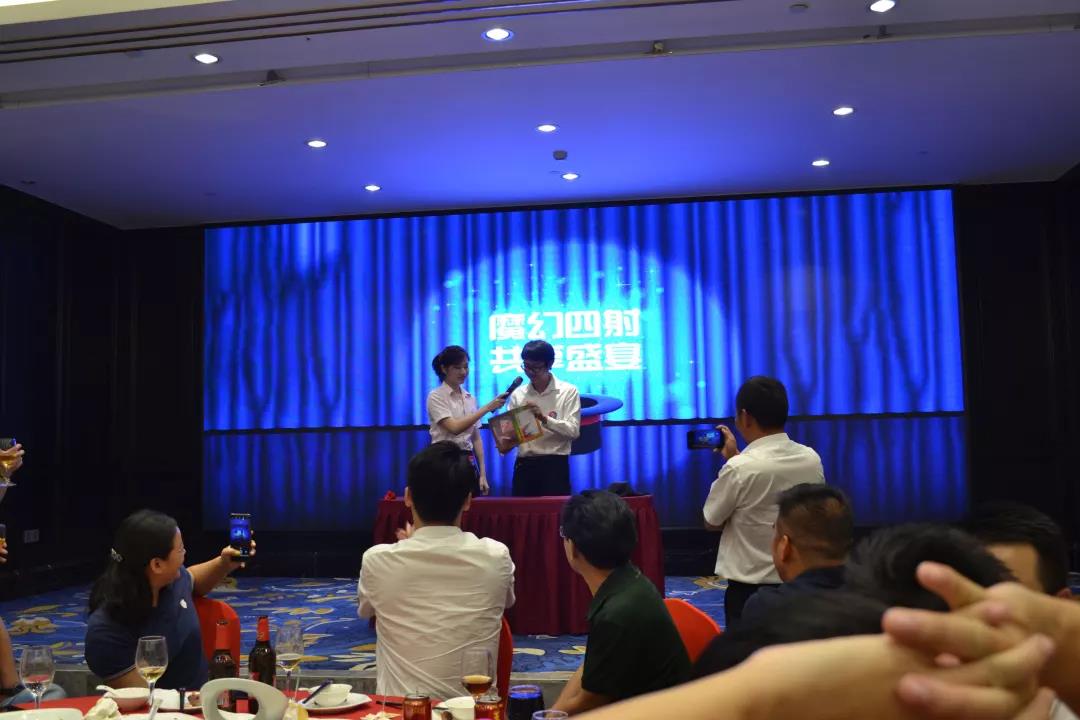 創(chuàng)綠家環(huán)保2018年中工作會議暨5周年慶典圓滿結(jié)束！