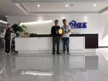 熱烈祝賀王總簽約創(chuàng)綠家南京市區(qū)級代理！