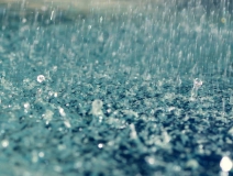 下過雨后，室內(nèi)空氣沒有清新反而甲醛超標(biāo)了