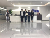 熱烈祝賀陳總、徐總、王總簽約創(chuàng)綠家杭州市區(qū)級代理！