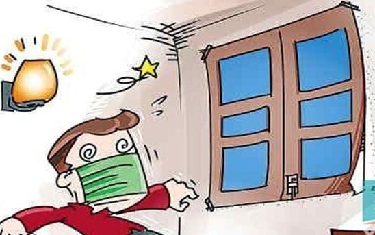 窗簾氣味刺鼻、甲醛超標(biāo)，業(yè)主還以為是天然氣漏了……網(wǎng)友：新房子裝修后怎么去甲醛？